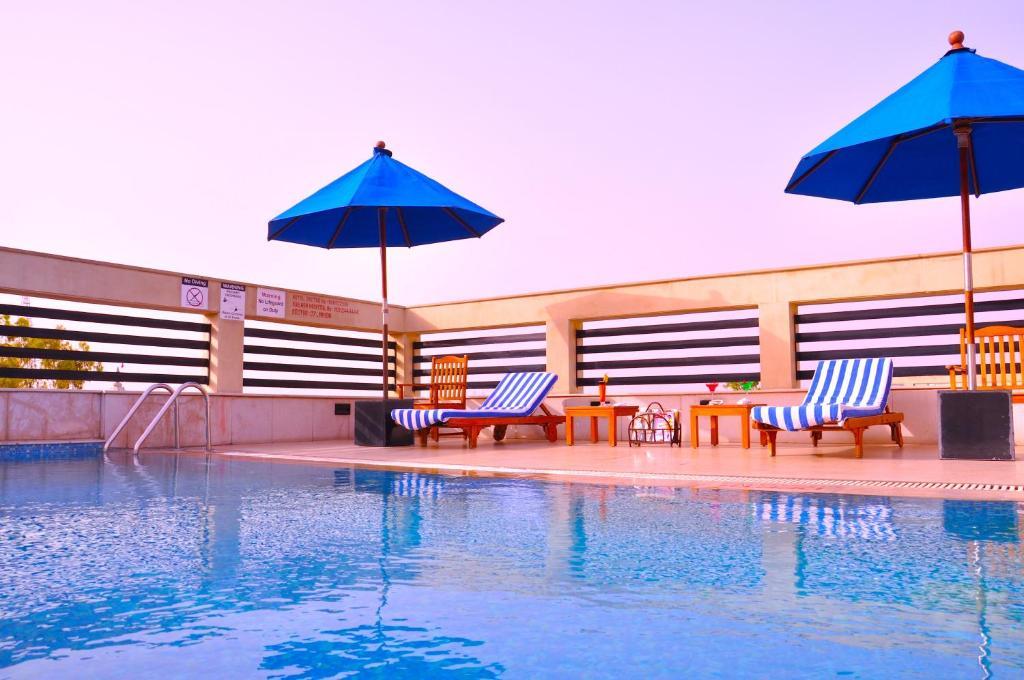 Fortune Sector 27, Noida - Member Itc Hotels' Group מראה חיצוני תמונה