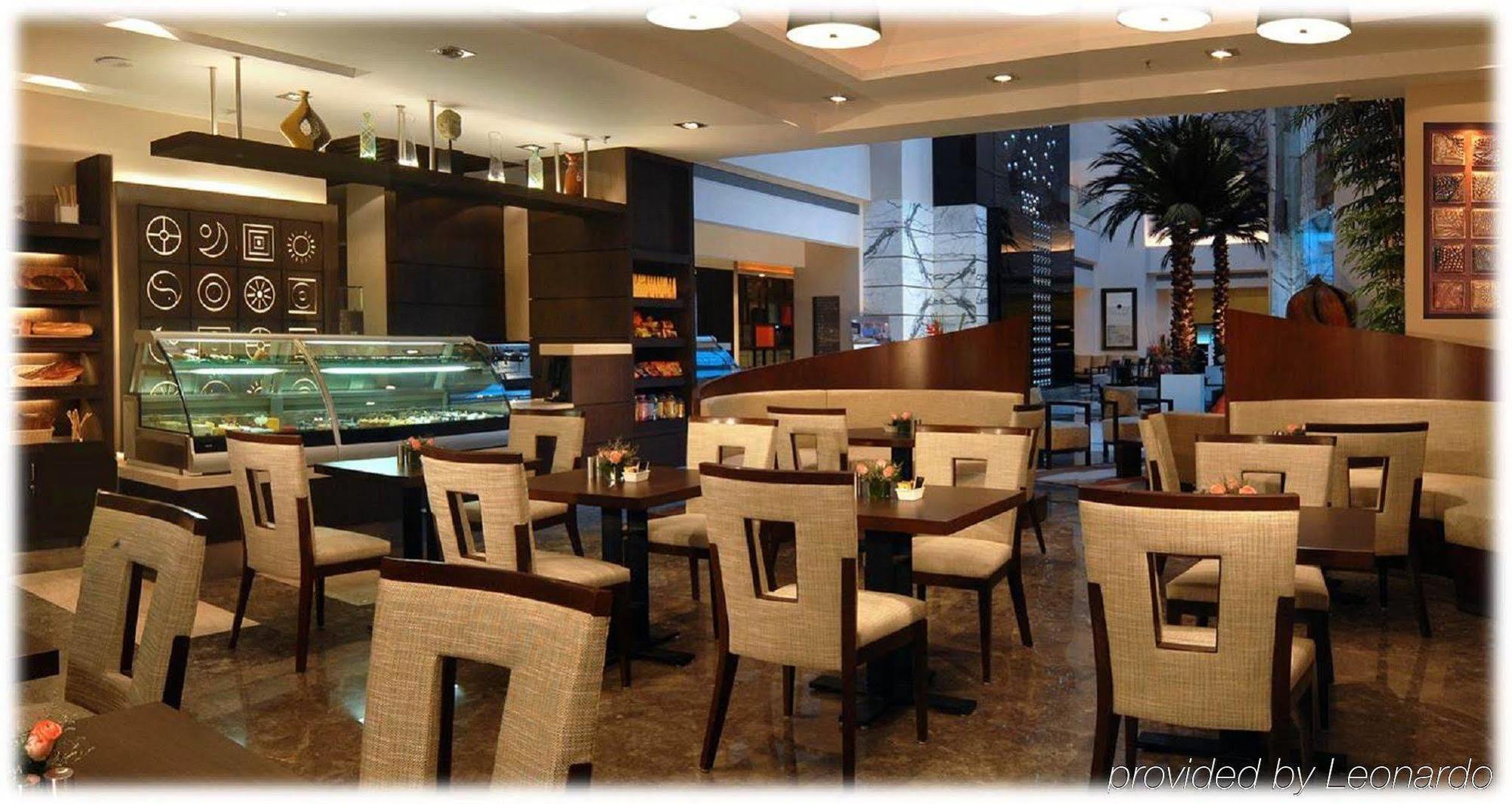 Fortune Sector 27, Noida - Member Itc Hotels' Group מסעדה תמונה